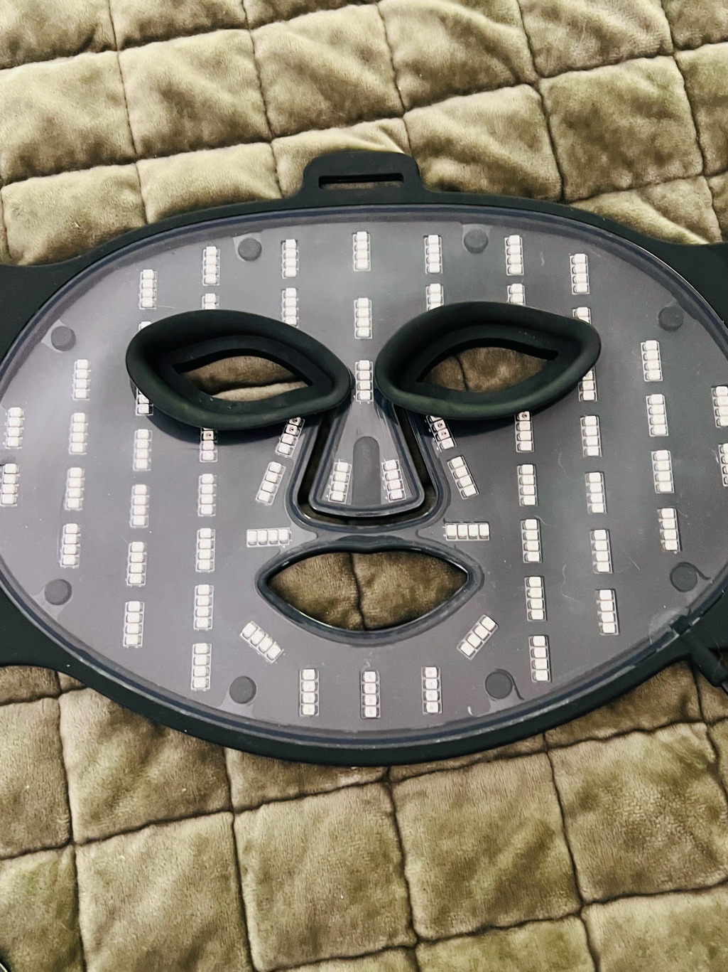Bon Charge Red Light Face Mask — image 7 of 8